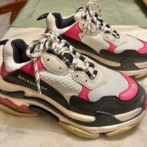 Balenciaga Women's Sneakers in Pink, White, and Black